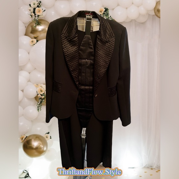 TUXEDO JS COLLECTION FROM DILLARD’S / SIZE 4 US / V SHEER TRANSPARENCY BACK - Picture 2 of 10